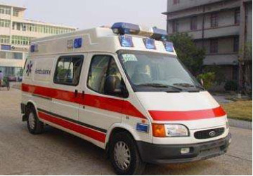 枞阳县救护车租赁